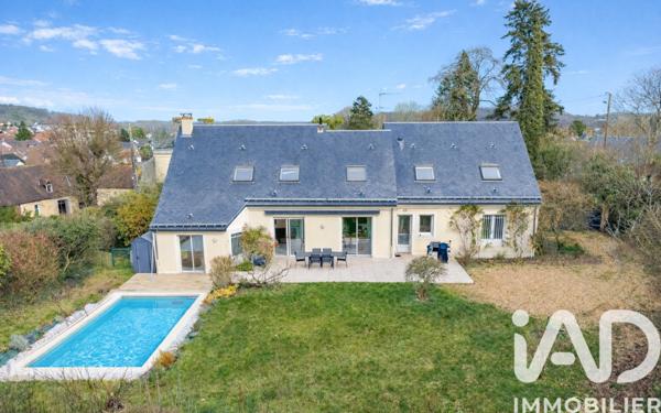 Maison à vendre 9 pièces 229 m² Yvré-l'Évêque