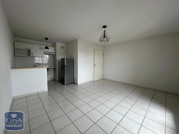 Appartement à louer 2 pièces 43.98m² Tours (37200)