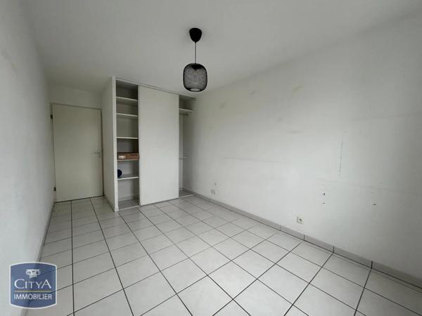 Appartement à louer 2 pièces 43.98m² Tours (37200)
