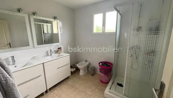 Maison contemporaine de 138,92 m²