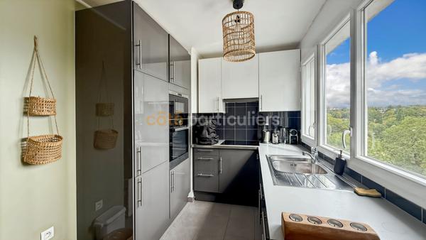 Vente
                Appartement59,14 m² - 3 Pièces -
                    SUCY EN BRIE (94370)