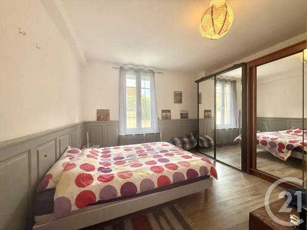 Maison à vendre  4 pièces - 122 m 2   MOULINS  - 03