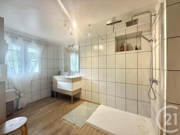 Maison à vendre  4 pièces - 122 m 2   MOULINS  - 03