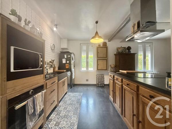 Maison à vendre  4 pièces - 122 m 2   MOULINS  - 03