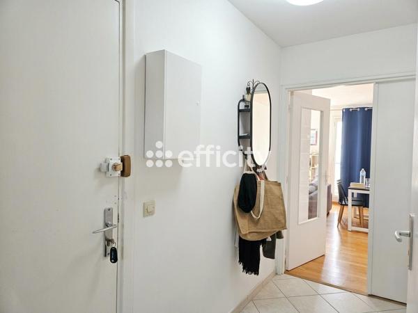 Appartement
         3 pièces
        - 65 m² Exclusivité 210 000 € *