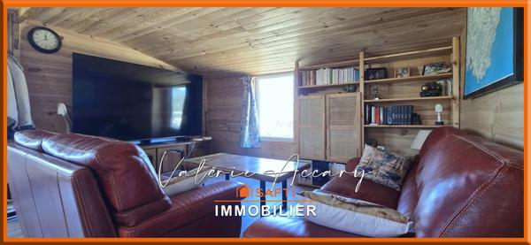 Rocbaron : Terrain de 293 m² avec chalet de 58 m², 2 chambres, terrasse, atelier...