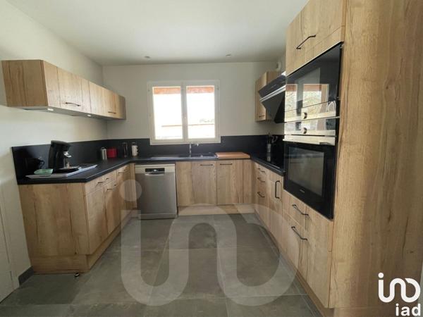 Maison 12 pièces de 310 m² à Étaules (17750)