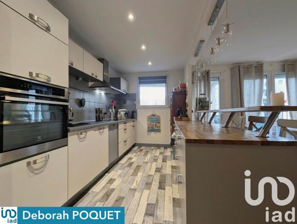 Appartement 3 pièces de 64 m² à Viry-Châtillon (91170)