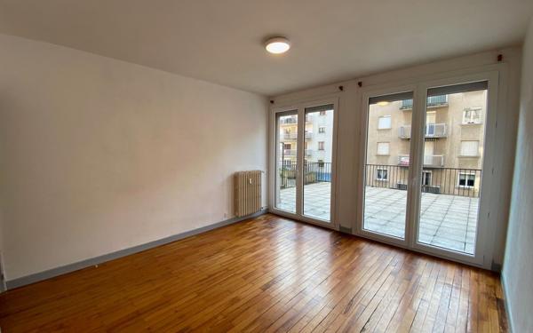 Appartement à vendre    2 pièces • 47 m2 Mazamet