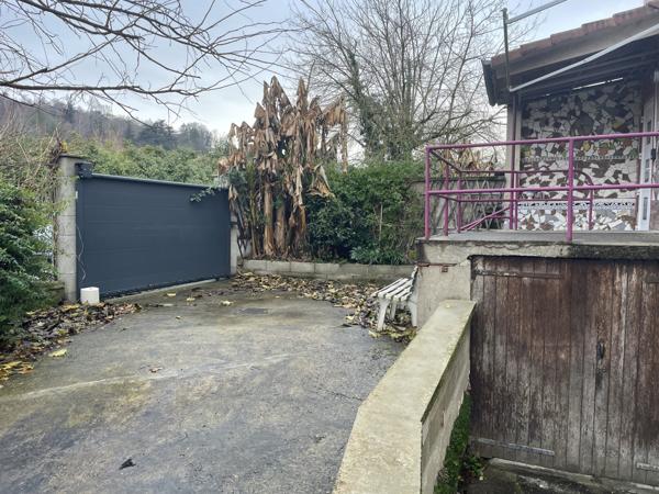 Maison T7 en pierre sur sous-sol