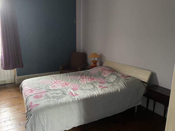 Maison T7 en pierre sur sous-sol