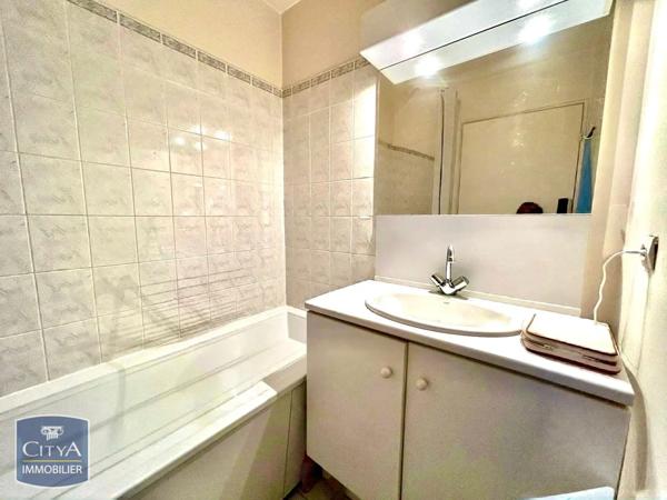Appartement à louer 2 pièces 45.44m² Noisy-le-Grand (93160)