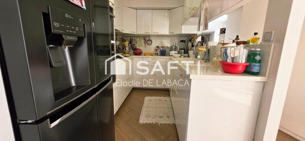 CENTRE CANNES 3 PIECES 95 M2 DERNIER ETAGE VUE MER