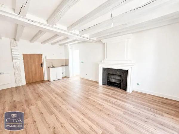 Appartement à louer 3 pièces 61.33m² Chinon (37500)