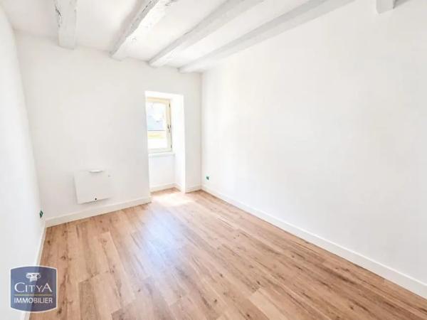 Appartement à louer 3 pièces 61.33m² Chinon (37500)