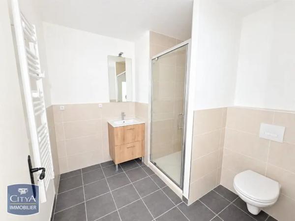 Appartement à louer 3 pièces 61.33m² Chinon (37500)