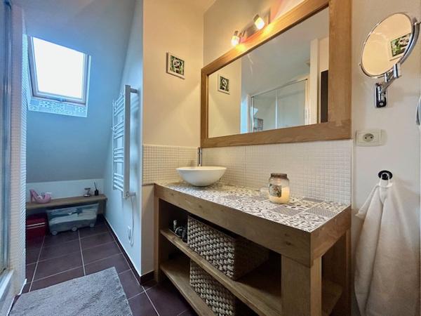 Marcoussis (91460) MARCOUSSIS - MAISON INDIVIDUELLE FAMILIALE DE STANDING - 140 M2 - 7 PIECES - JARDIN ET GARAGE