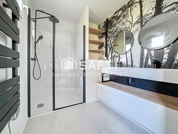 Maison ossature bois de plain pied, 4 chambres, un garage et grand jardin