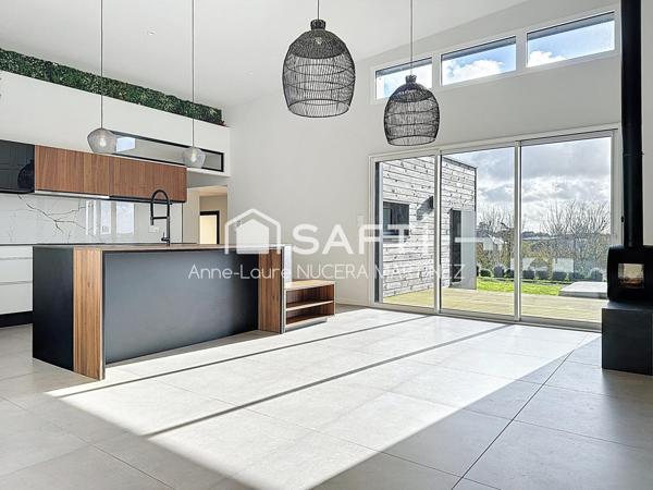 Maison ossature bois de plain pied, 4 chambres, un garage et grand jardin