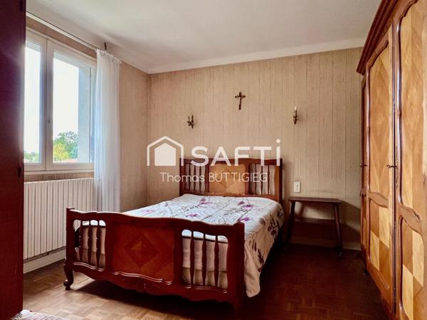 Maison 5 chambres, garage, en bourg.