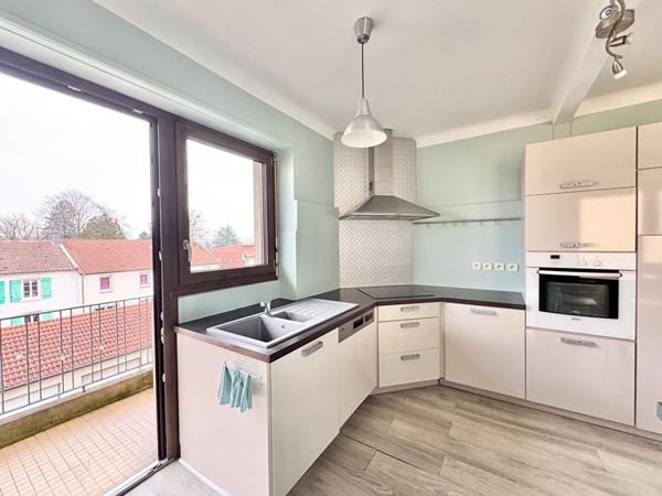 Lumineux et spacieux T5 de 130 m² * balcon * garage privé * cave