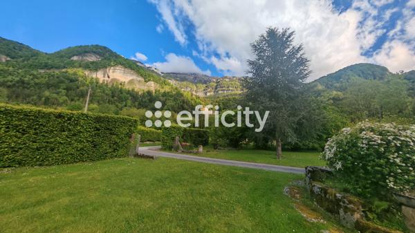 Maison
         5 pièces
        - 162 m² Exclusivité
