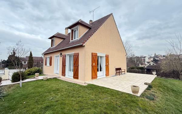 Maison à vendre    5 pièces •  Domont