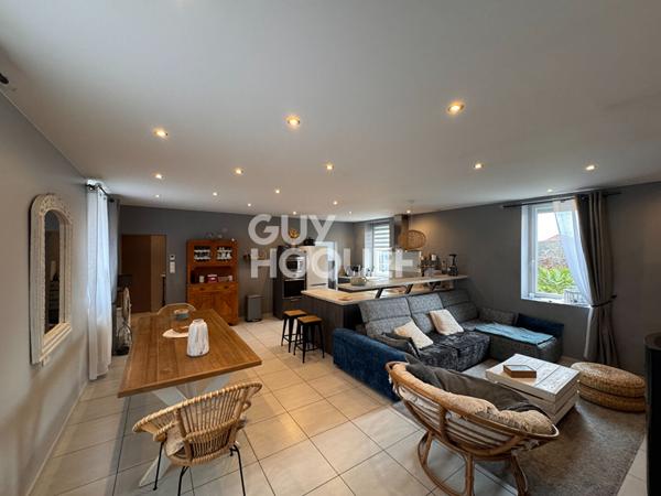 Maison à vendre - 6 pièces, 4 chambres au Creusot