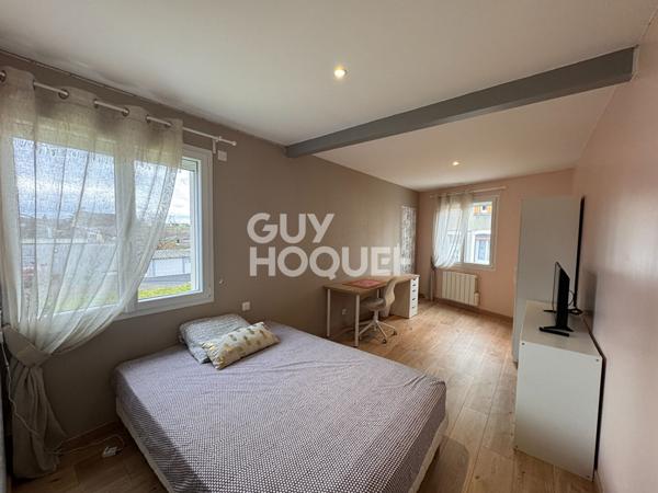 Maison à vendre - 6 pièces, 4 chambres au Creusot
