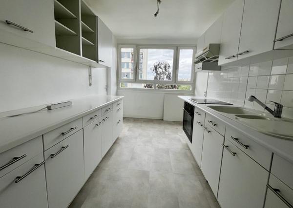 Appartement à vendre 219 000 € Les Clayes-sous-Bois 3 p 64 m² DPE C