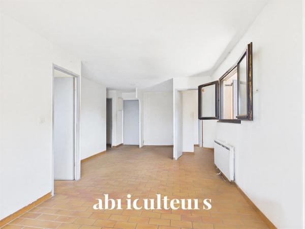 appartement 40m2 en vente dans le Quartier Saint Jacques Grasse (06130)