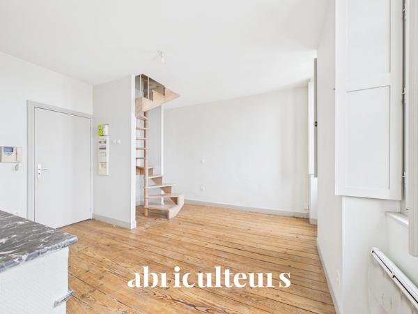 Duplex lumineux avec vue dégagée Dernier étage au cœur des Chartrons, Bordeaux