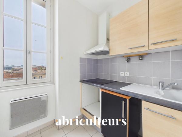 Duplex lumineux avec vue dégagée Dernier étage au cœur des Chartrons, Bordeaux