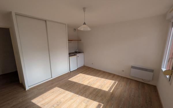 Appartement à louer    1 pièce • 21,71 m2 Toulouse