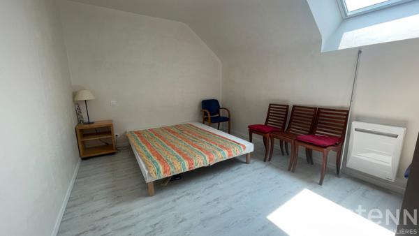 À vendre, longère en pierre à Ploemel, proche du bourg