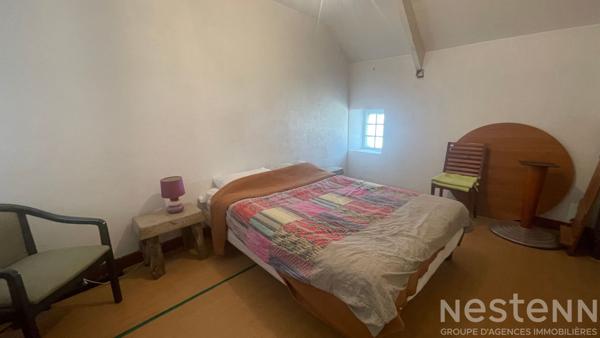 À vendre, longère en pierre à Ploemel, proche du bourg