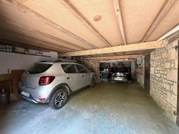 Spacieuse maison de plain-pied dans un village paisible à 5 minutes de Ruffec