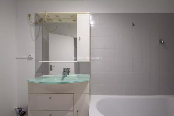 Location                                                      Appartement
                        
                     1 pièces                      28 m2                     à Thorigny-sur-Marne