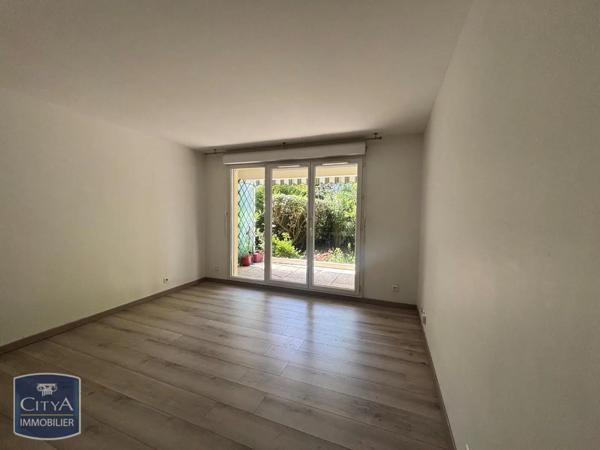 Appartement à louer 3 pièces 65.11m² Châtenay-Malabry (92290)