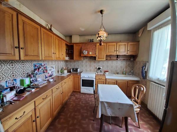 Maison individuelle à vendre à Spézet dans le Finistère (29540), ref : 29066-918638