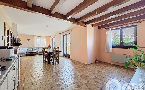 Maison à vendre    5 pièces • 141 m2 Douvaine