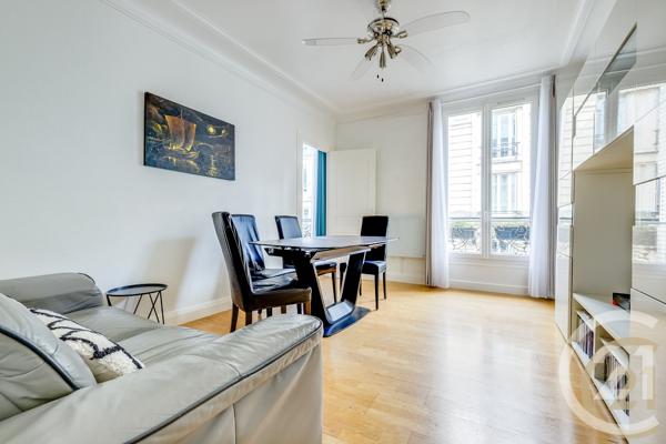 Appartement Loft à vendre  4 pièces - 55,17 m 2   PARIS  - 75009