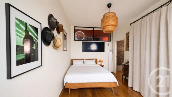 Appartement Loft à vendre  4 pièces - 55,17 m 2   PARIS  - 75009