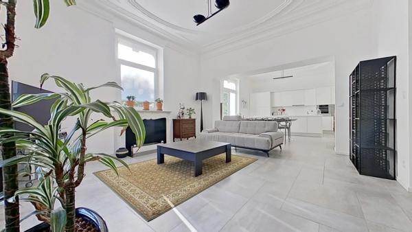 Longwy - Mont-Saint-Martin, Villa d'exception de 500 m² - 37 ares de terrain - piscine et tennis