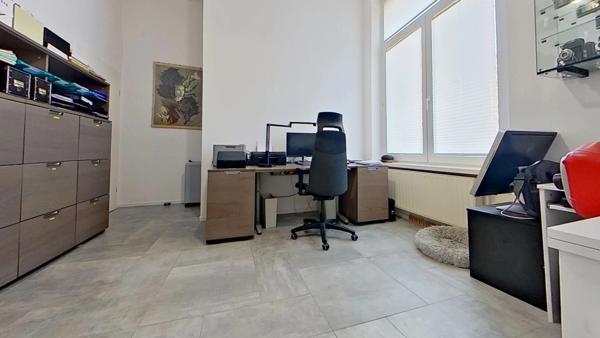 Longwy - Mont-Saint-Martin, Villa d'exception de 500 m² - 37 ares de terrain - piscine et tennis