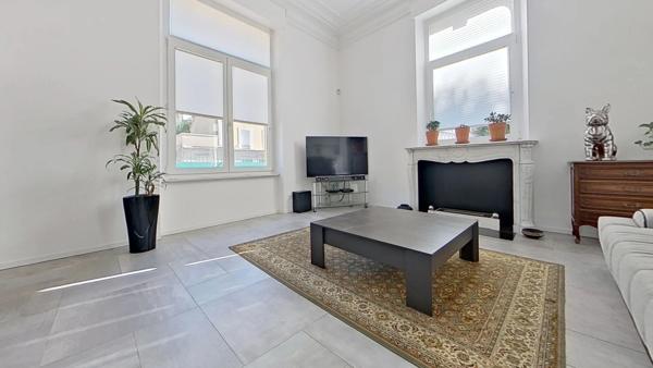 Longwy - Mont-Saint-Martin, Villa d'exception de 500 m² - 37 ares de terrain - piscine et tennis