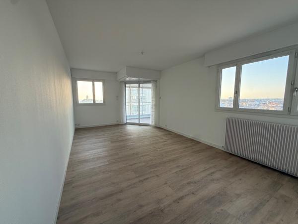 À louer ? Superbe appartement avec vue mer panoramique