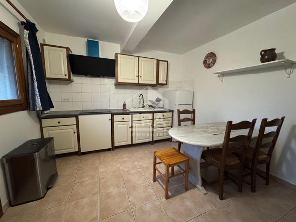 À LOUER  T1 MEUBLÉ AVEC CLIMATISATION  - SECTEUR ÉCOLE BUFFON