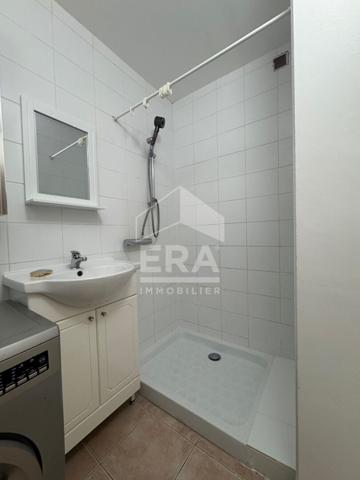 À LOUER  T1 MEUBLÉ AVEC CLIMATISATION  - SECTEUR ÉCOLE BUFFON