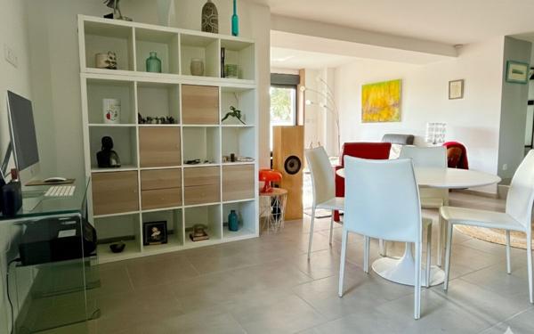 Appartement à vendre    4 pièces • 97 m2 Vienne